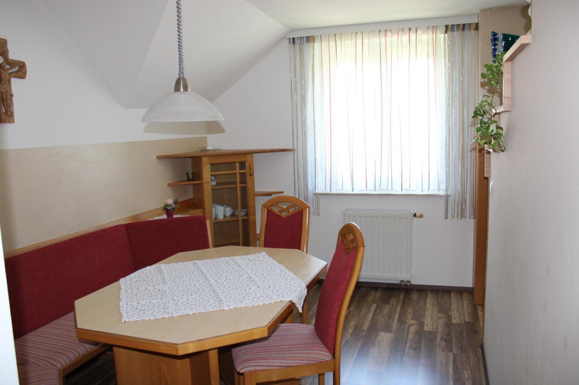 Ferienwohnung Und Gaestezimmer Gaspar Halbenrain Bagian luar foto