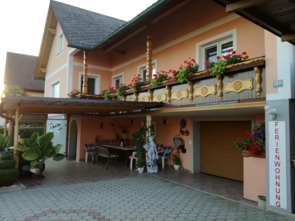 Ferienwohnung Und Gaestezimmer Gaspar Halbenrain Bagian luar foto